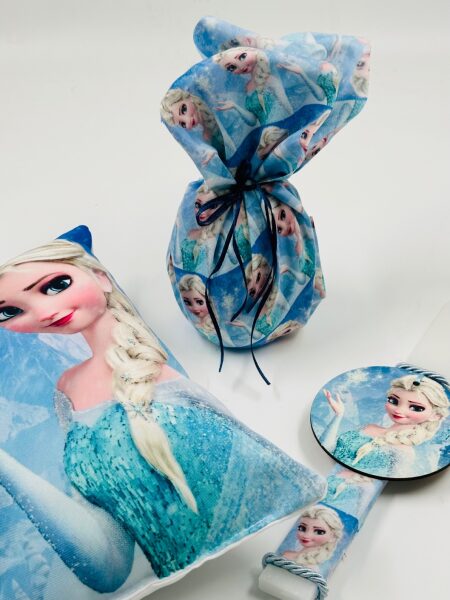 EASTER 24010 Πασχαλινό Σετ Bonjourbebe με Θέμα την "Elsa" (Λαμπάδα-Μαξιλάρι-Αυγό)