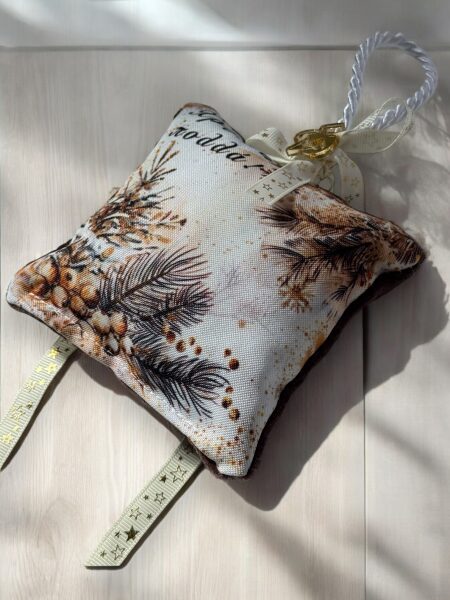 Χριστουγεννιάτικο Αρωματικό Μαξιλαράκι "Καφέ και χρυσά κλαδιά με Καφέ Βελούδο"
