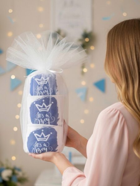 "Μπλέ Κορώνα" Τούρτα από πάνες-λευκά είδη και προίκα (Silver)