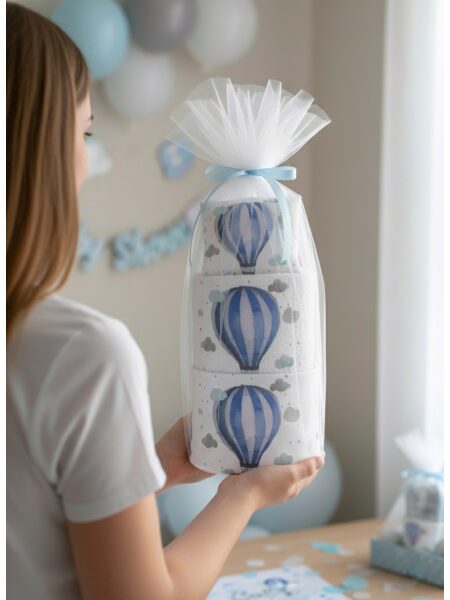 "Έφτασα Μπλέ Αερόστατο" Τούρτα από πάνες-λευκά είδη και προίκα (Silver)